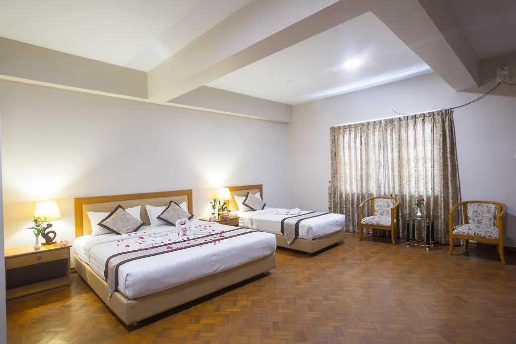Hotel V.A.N Rangun 3*,