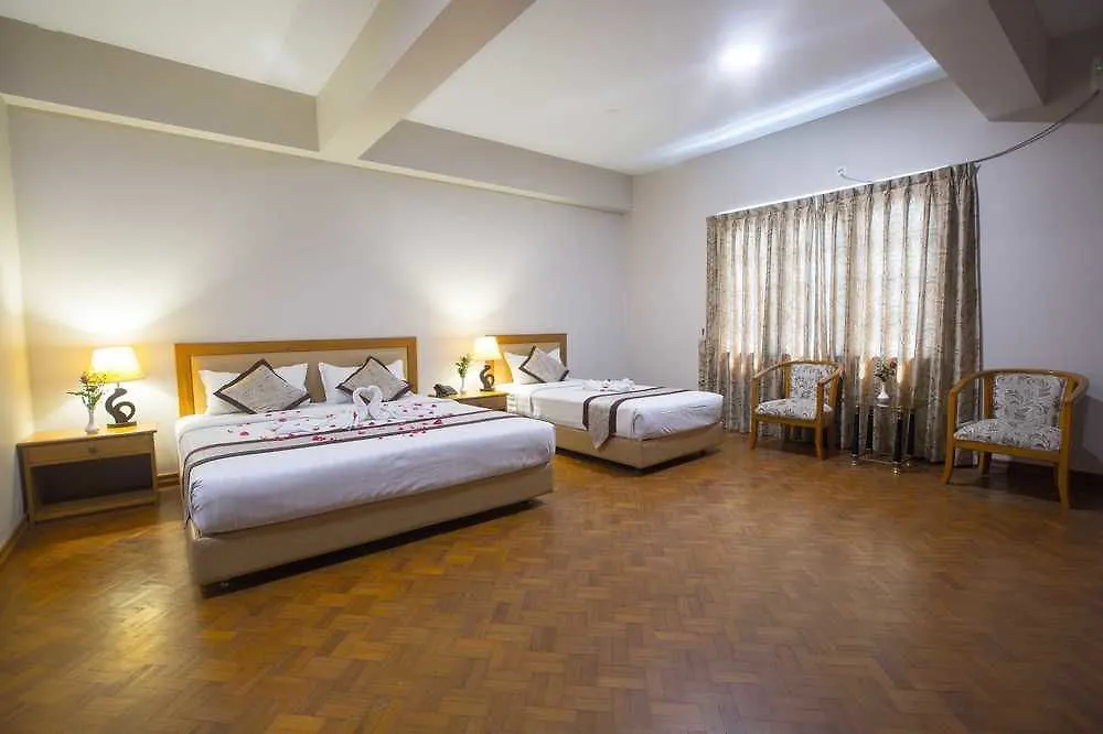 Hotel V.A.N Rangun 3*,