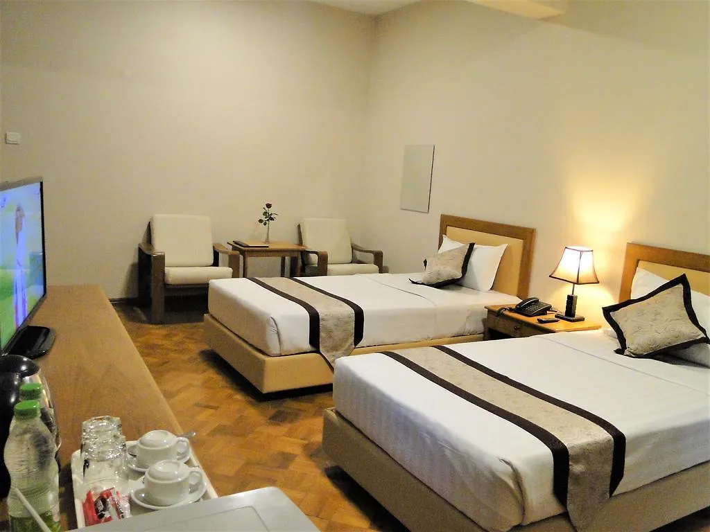 Hotel V.A.N 양곤